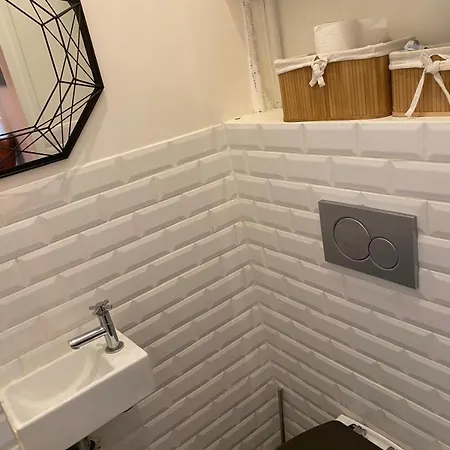 Chic Near Louvre & Eiffel Tour Apartamento Paris