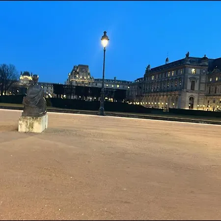 Apartament Chic Near Louvre & Eiffel Tour *