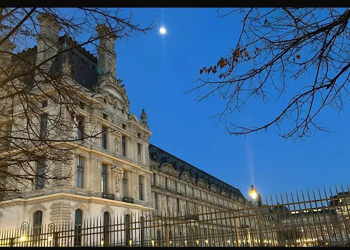 Apartment Chic Near Louvre & Eiffel Tour