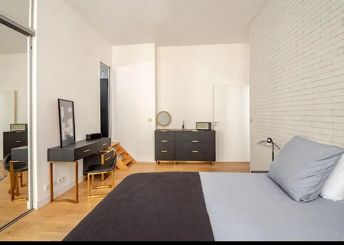 Chic Near Louvre & Eiffel Tour * Paris