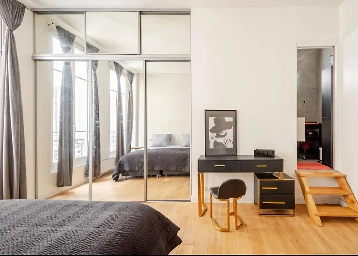 Chic Near Louvre & Eiffel Tour * Paris